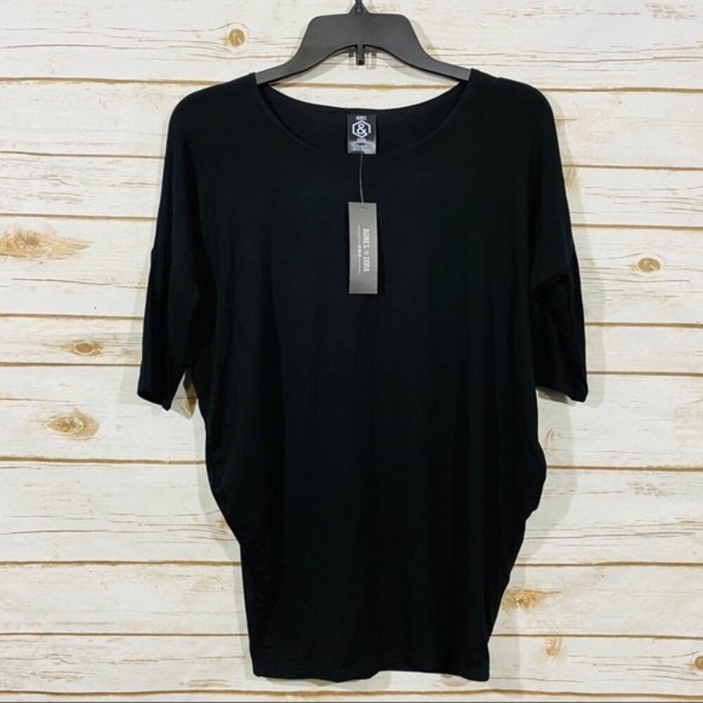 Agnes & Dora Women’s black short sleeve top XXS